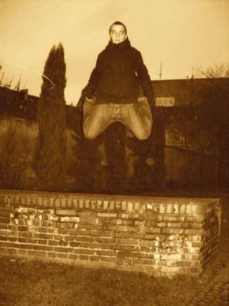 23_1234042377.jpg